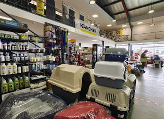 equatorial-guinea/bioko-island/shop/cuattro-s-l