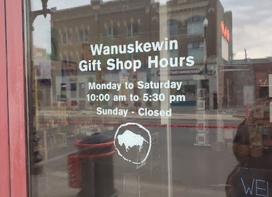 canada/prairies/shop/wanuskewin-gift-shop