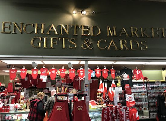 new-york/buffalo/canalside/shop/enchanted-market-gifts