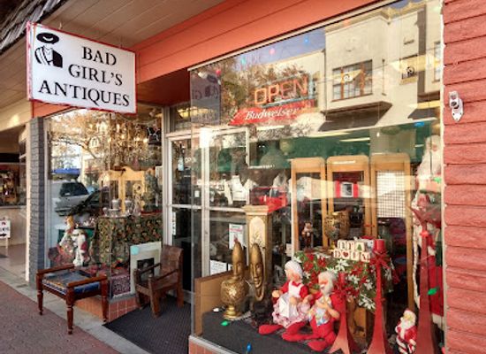 california/martinez/shop/bad-girls-antiques