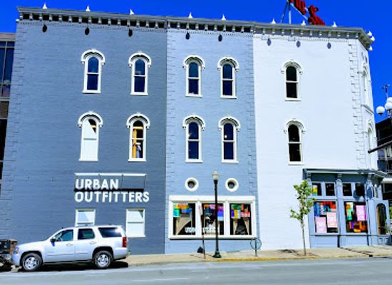 kentucky/jackson-purchase/shop/urban-outfitters