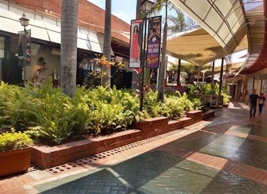 colombia/los-llanos/shop/jardin-plaza-shopping-mall