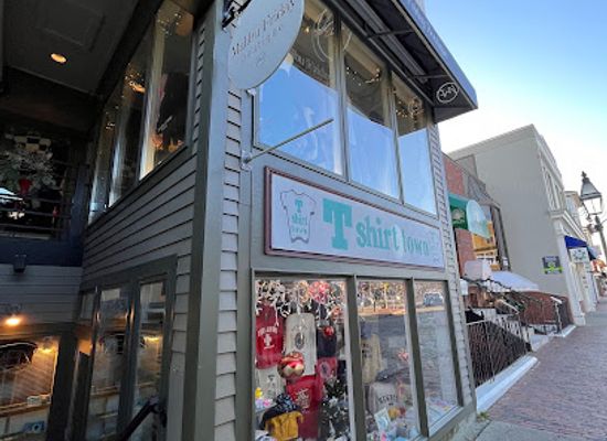 rhode-island/aquidneck-island/shop/malibu-friday-boutique