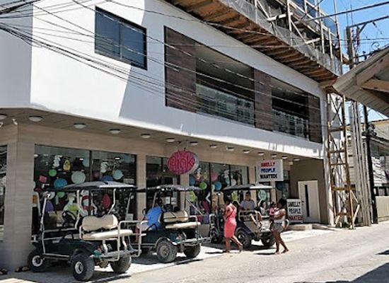 belize/san-pedro/shop/pink-boutique-san-pedro