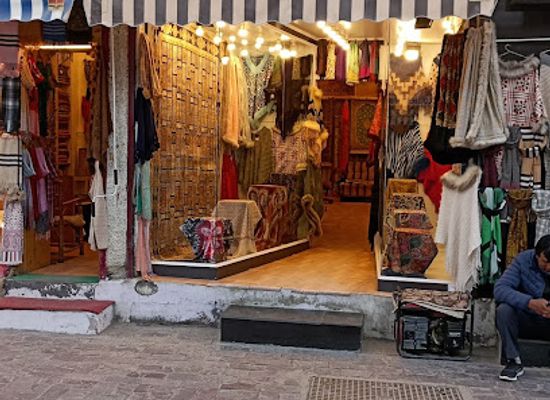 india/ladakh/shop/asian-emporium
