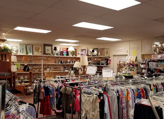 idaho/mccall/shop/st-luke-s-mccall-auxiliary-thrift-shop