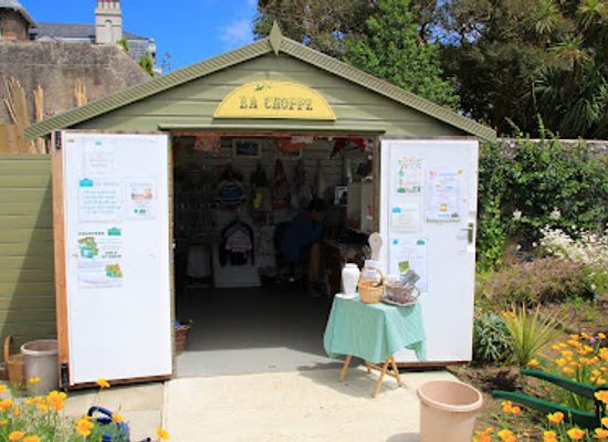 guernsey/vazon-bay/shop/la-choppe