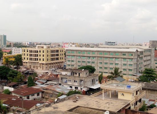 benin/cotonou/ganvie/shop/coin-de-gloire