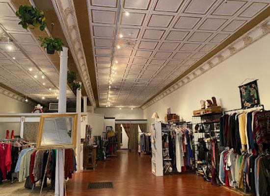 kentucky/covington/shop/peachy-and-vintage