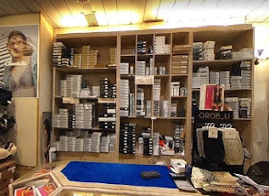 italy/florence/santa-maria-novella/shop/lady-queen