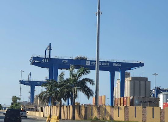 angola/cabinda-exclave/shop/lobito-port