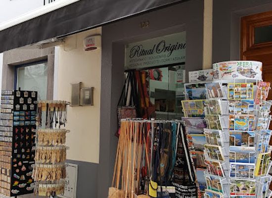 portugal/madeira/shop/ritual-original-souvenirs