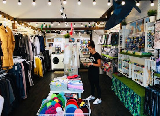 poland/hel-peninsula/shop/sunlovers