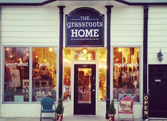 iowa/corn-belt/shop/the-grassroots-home