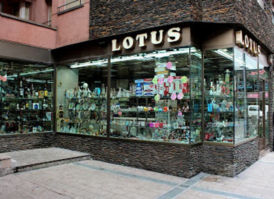 andorra/caldea/shop/establiments-lotus