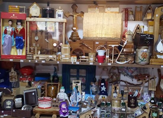 montenegro/savnik/shop/souvenir-shop-kl