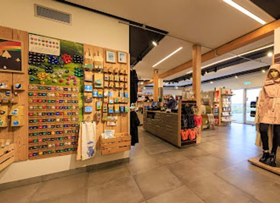 iceland/landmannalaugar/shop/gullfoss-store