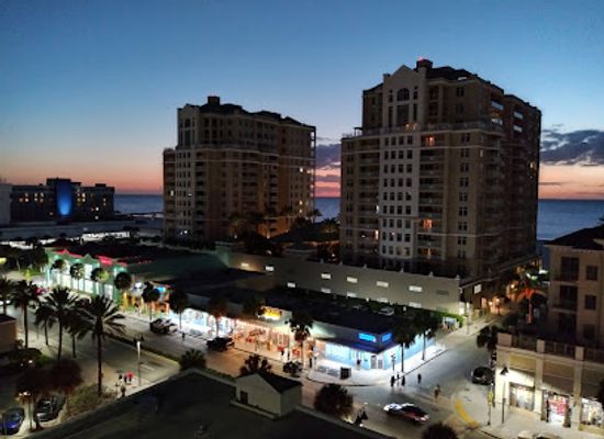 florida/clearwater-beach/shop/freaky-tiki-surf-shack