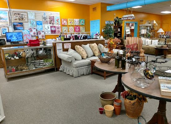iowa/spirit-lake/shop/consignment-corner