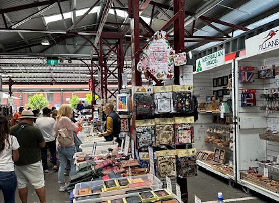 australia/eastern-victoria/shop/allanson-s-souvenirs