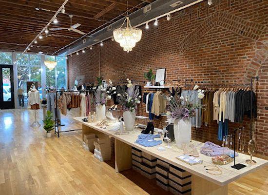 kansas/kansas-city/shop/lucca-collection