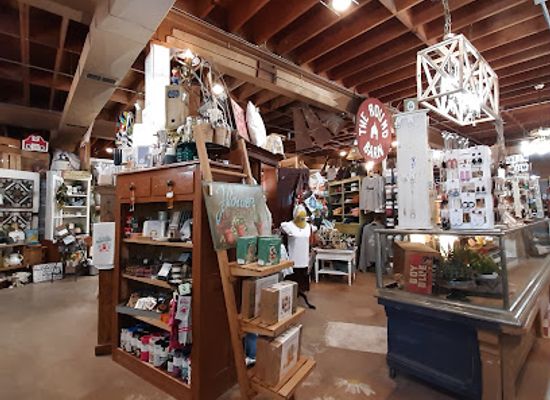 minnesota/twin-cities-metropolitan-area/shop/round-barn-trading-company