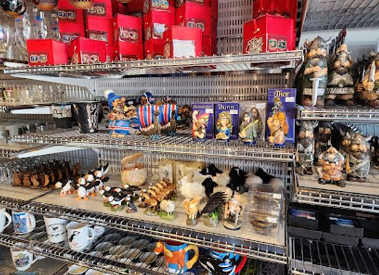 iceland/keflavik/shop/stapafell