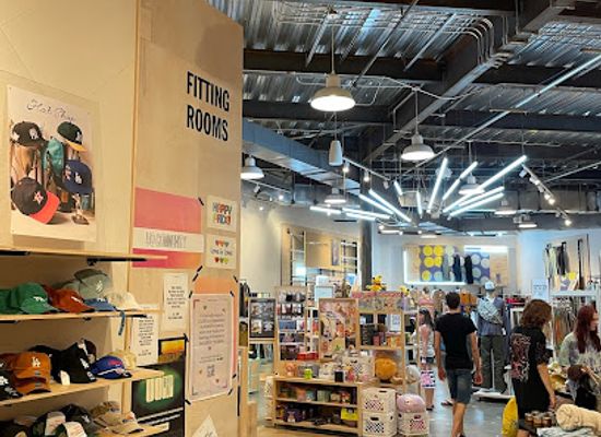 arizona/chandler/shop/urban-outfitters