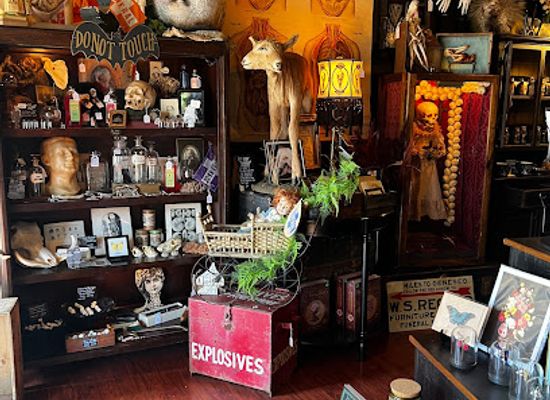 pennsylvania/western-pennsylvania/shop/the-weeping-glass