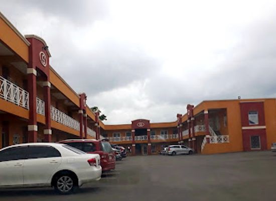 jamaica/savanna-la-mar/shop/georges-mall