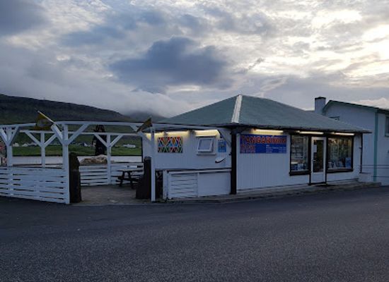 faroe-islands/tvoroyri/shop/tangabuoin