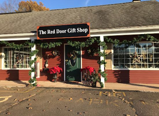 connecticut/the-quiet-corner/shop/the-red-door-gift-shop