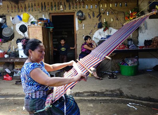 guatemala/western-highlands/shop/atitlan-women-weavers