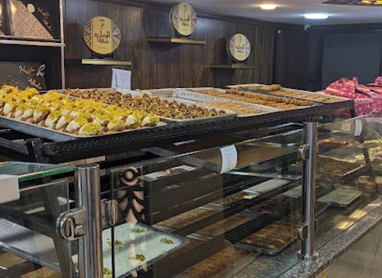 jordan/ajloun-castle/shop/alhelo-bakery