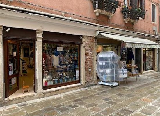 italy/venice/shop/rossanna-intimo-merceria-di-trombetta-rossanna