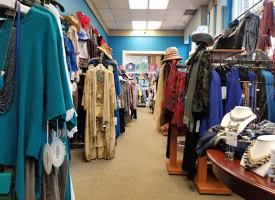 new-jersey/asbury-park/shop/the-emporium-at-ocean-grove