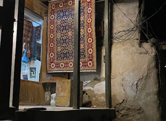 pakistan/karimabad/shop/hunza-carpet