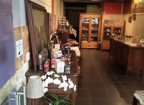 belgium/dinant/shop/l-or-rouge-de-dinant