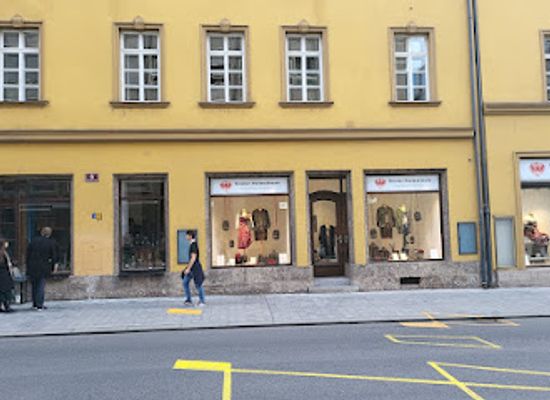 austria/innsbruck/shop/tiroler-heimatwerk-reg-genmbh