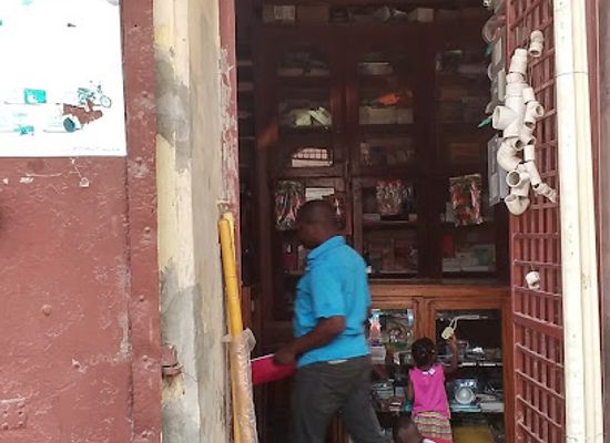 haiti/ile-a-vache/shop/pas-a-pas