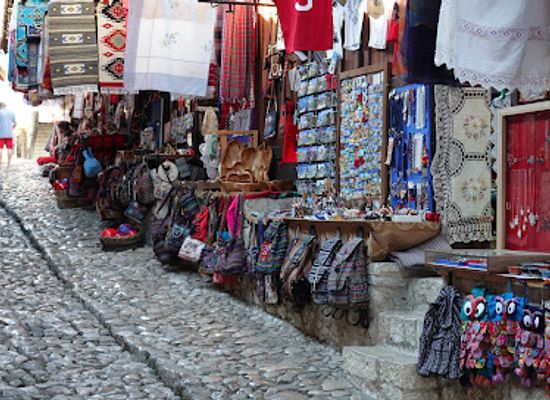 albania/malesia/shop/souvenir-albani