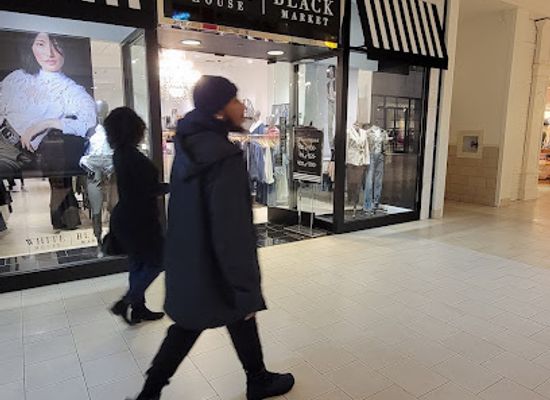 connecticut/danbury/shop/white-house-black-market