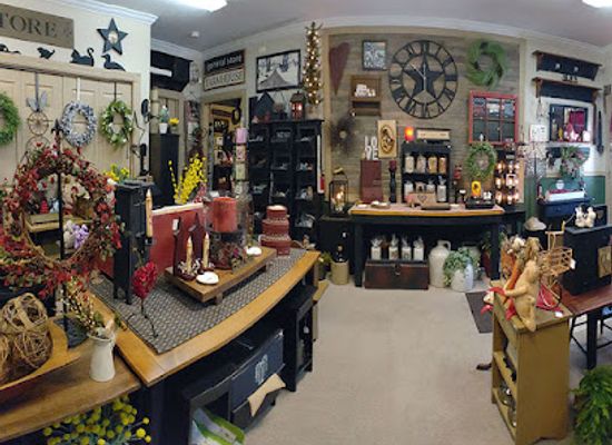 maine/cumberland-county/shop/willow-tree-primitive-shop