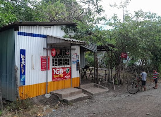 el-salvador/los-cobanos-beach/shop/tienda-milagro-de-dios