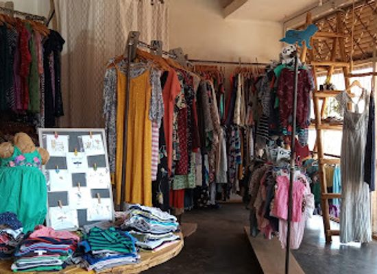 uganda/jinja/shop/urban-onyx