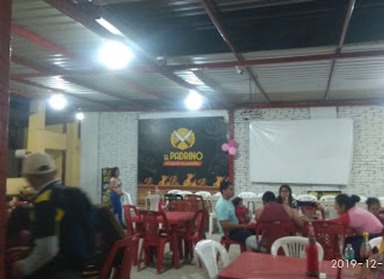 ecuador/manabi-region/shop/plaza-santa-cruz