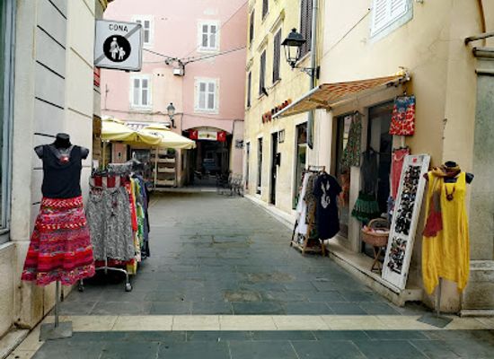 slovenia/piran/shop/wall-ltd-proizvodnja-storitve-trgovina-d-o-o-ljubljana-poslovna-enota-prodajalna-gooda-gooda
