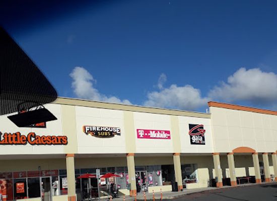 puerto-rico/caguas-region/shop/los-prados-shopping-center
