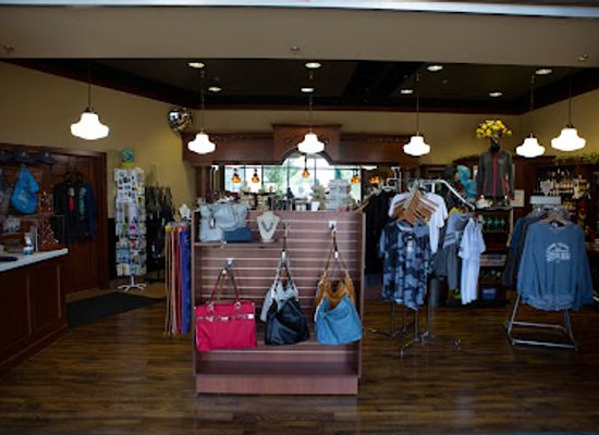 iowa/burlington/shop/coco-loco-s-gift-shop