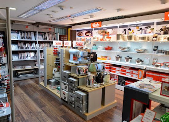 germany/frankfurt/bahnhofsviertel/shop/instyle-tax-free-shop
